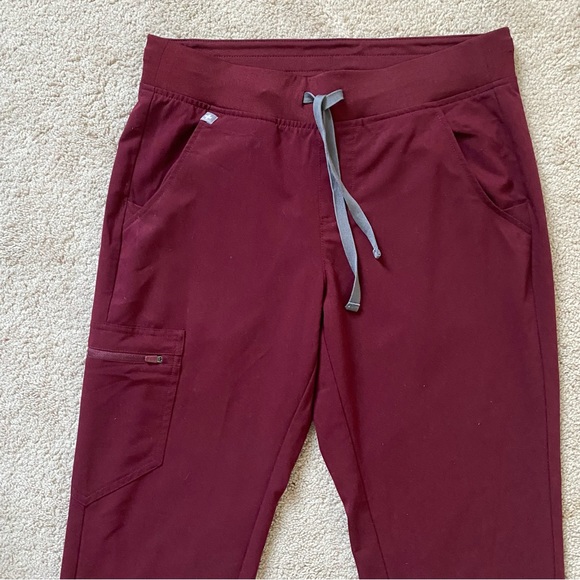 Zamora Jogger Scrub Pants Burgundy sz S. Like new - Picture 5 of 10